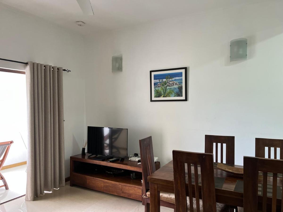 Kanasuk Self Catering Apartments Baie Lazare  Екстериор снимка
