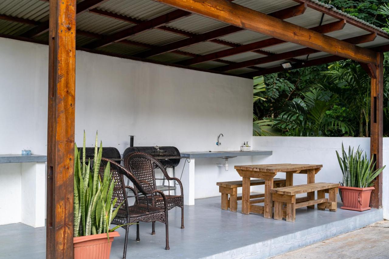 Kanasuk Self Catering Apartments Baie Lazare  Екстериор снимка