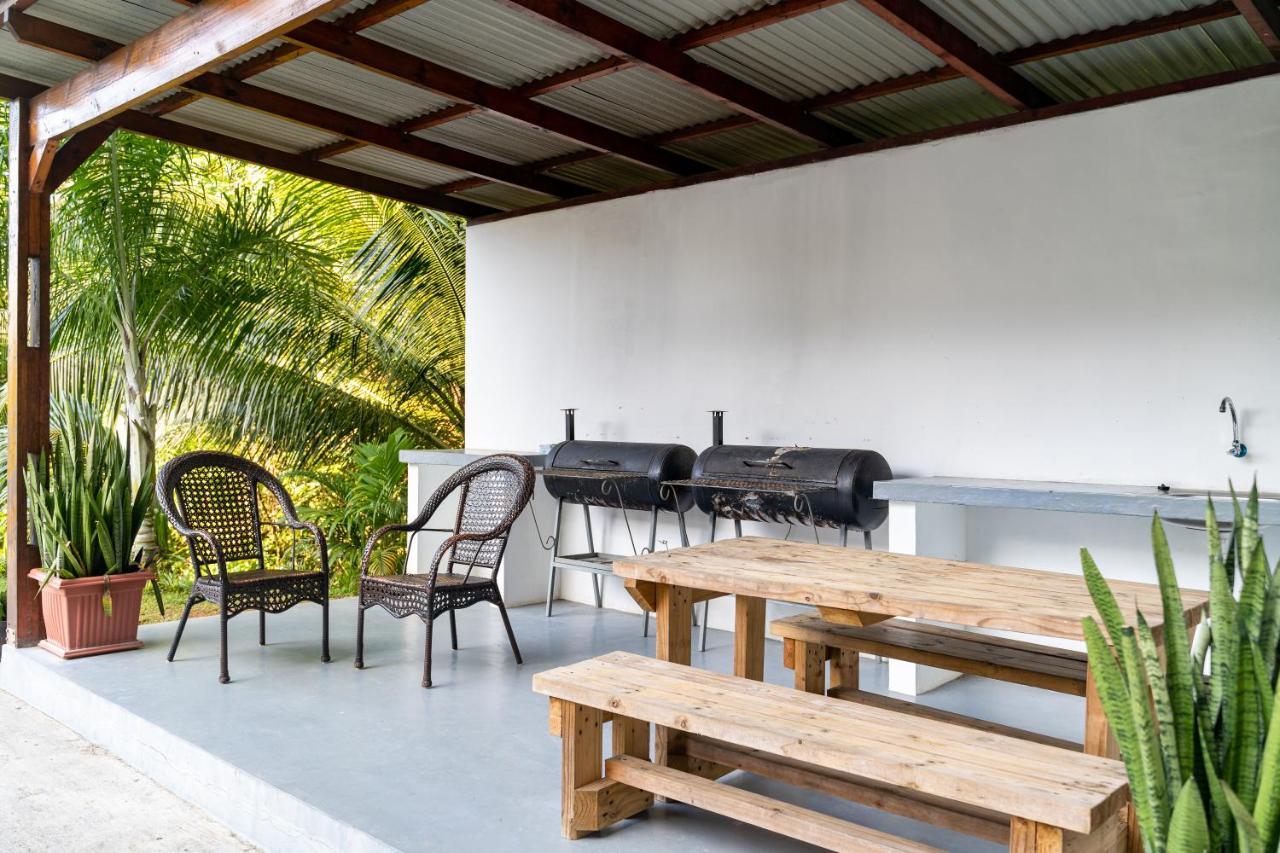 Kanasuk Self Catering Apartments Baie Lazare  Екстериор снимка